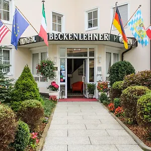Boutique Beckenlehner 3*, Unterhaching Germania